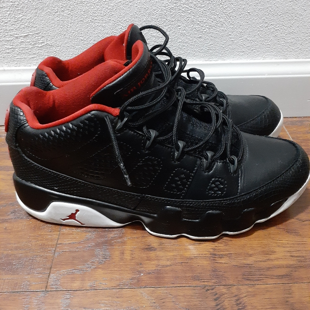 Nike Air Jordan 9 Low